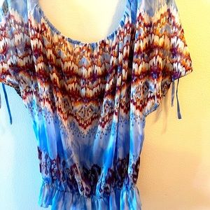 Guess size L sexy little top, in a blue, brown & white print